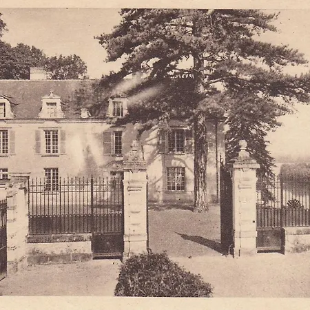Chateau De La Boussiniere 3*